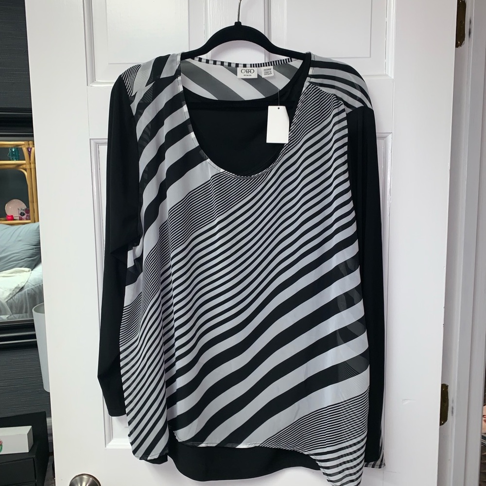 CATO Black & White Top W/ Black Camisole